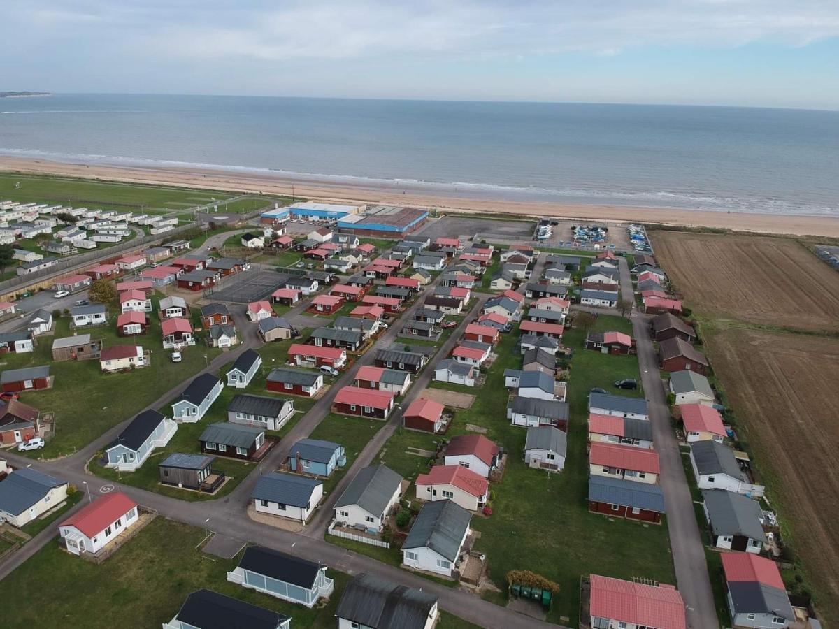 Savannah-By-The-Sea Bridlington Exterior foto